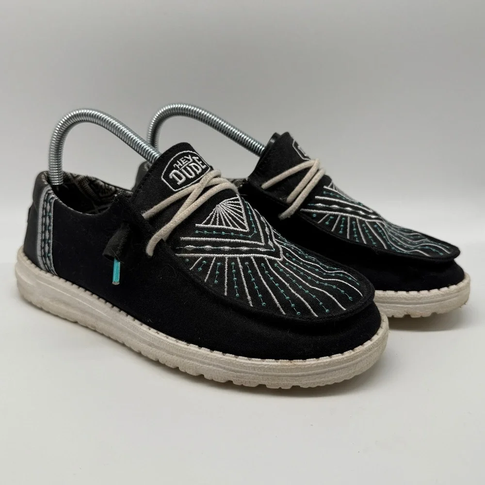 Hey Dude Wendy Western Women 8 Black New Moon Geometric Embroidered Loafers